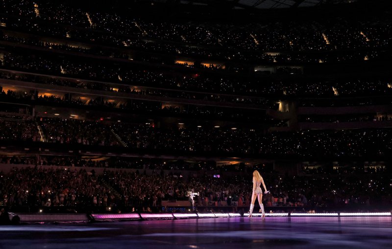 Taylor Swift — August 9 - Los Angeles, California — photo 5