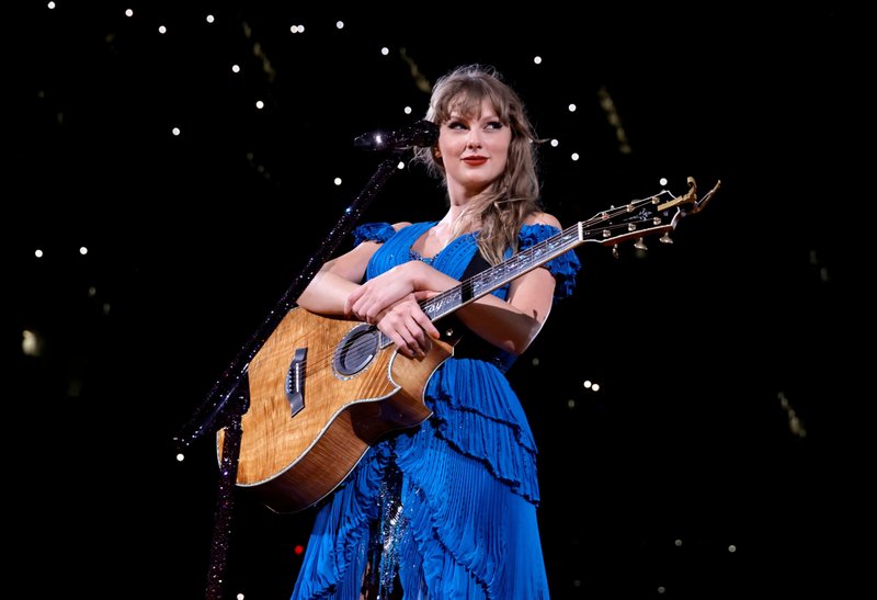 Taylor Swift — August 9 - Los Angeles, California — photo 37