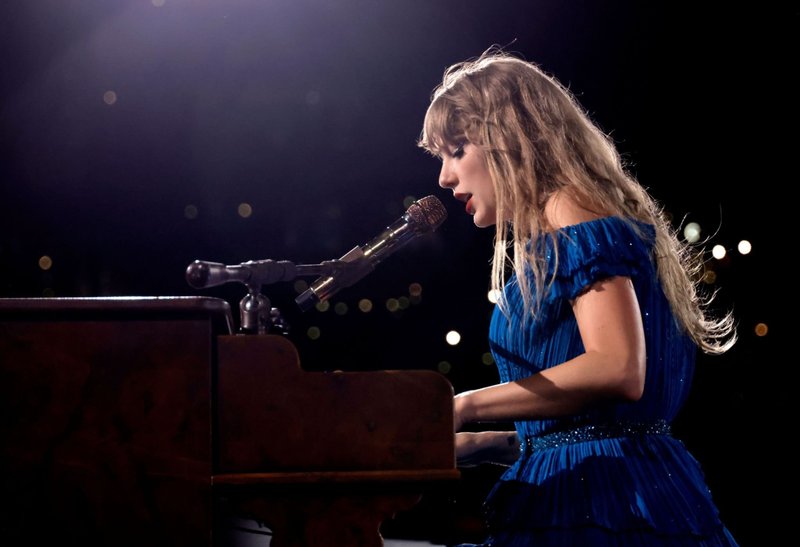 Taylor Swift — August 9 - Los Angeles, California — photo 42