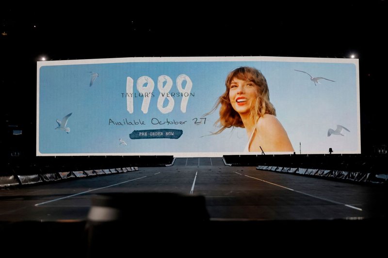 Taylor Swift — August 9 - Los Angeles, California — photo 48