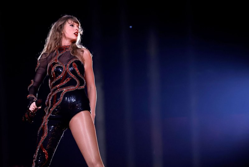 Taylor Swift — August 9 - Los Angeles, California — photo 67