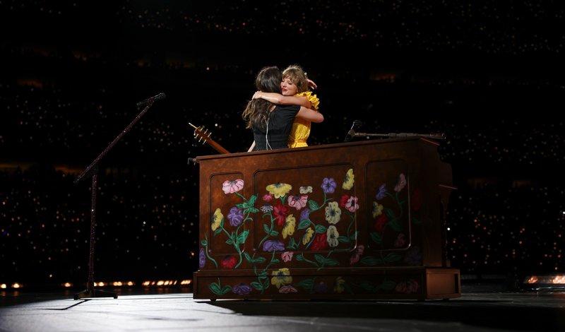 Taylor Swift — July 1 - Cincinnati, Ohio — photo 4