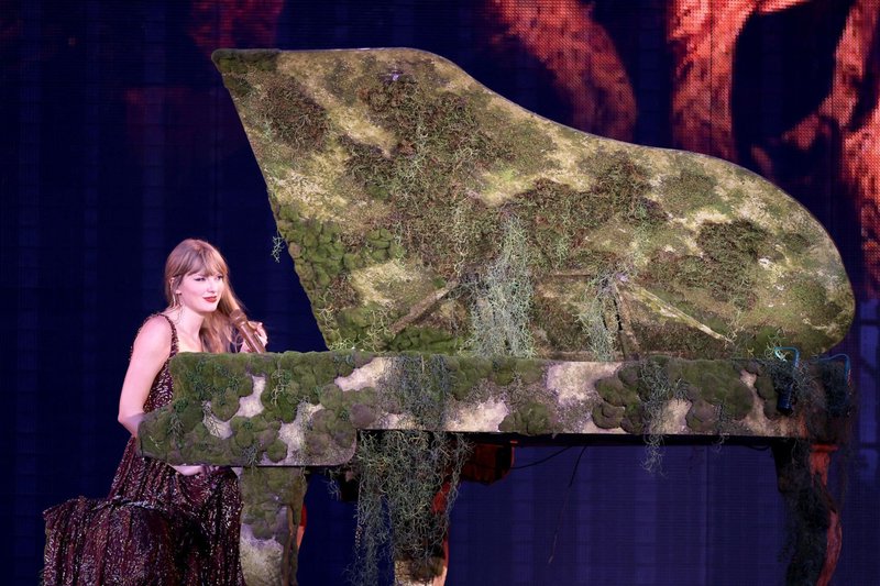 Taylor Swift — July 22 - Seattle, Washington — photo 22