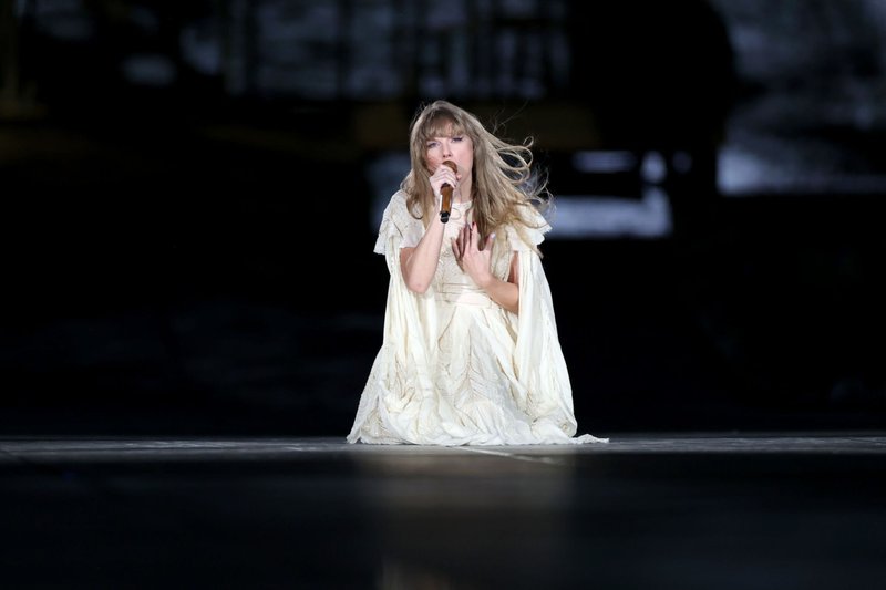 Taylor Swift — July 22 - Seattle, Washington — photo 34