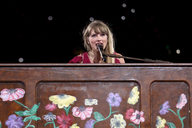 Taylor Swift — July 22 - Seattle, Washington — photo 48