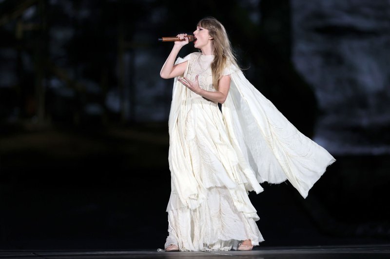 Taylor Swift — July 22 - Seattle, Washington — photo 51