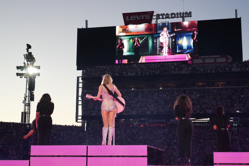 Taylor Swift — July 28 - Santa Clara, California — photo 13