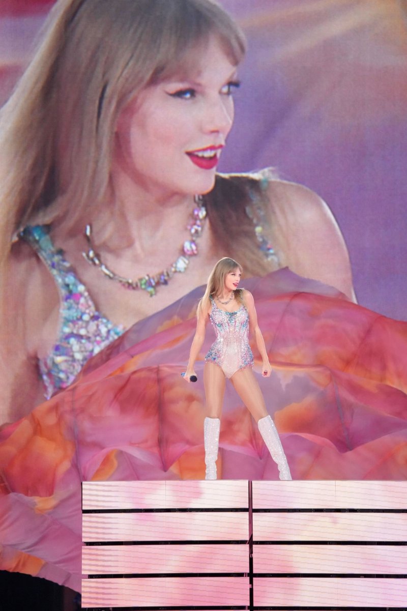 Taylor Swift — July 28 - Santa Clara, California — photo 30