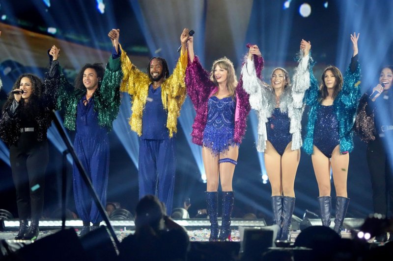 Taylor Swift — July 28 - Santa Clara, California — photo 59
