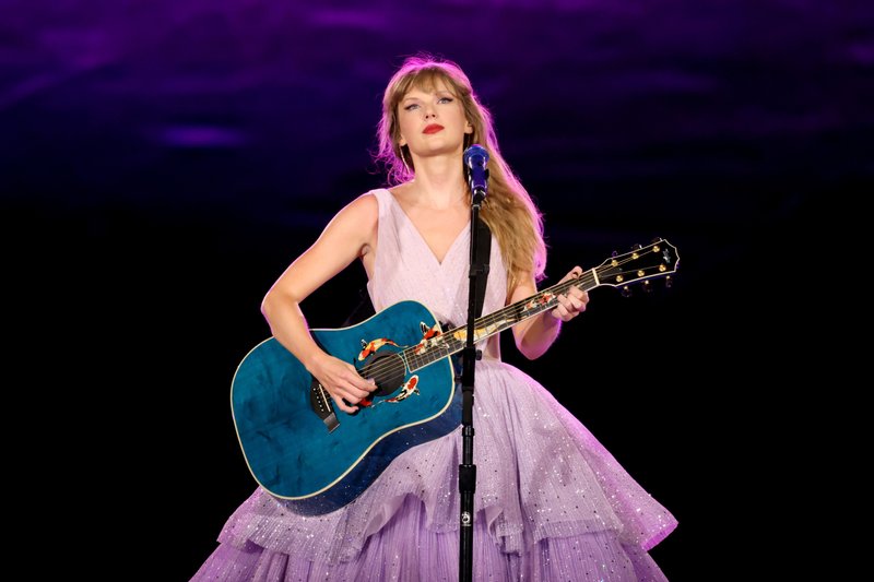 Taylor Swift — July 7 - Kansas City, Missouri — photo 4