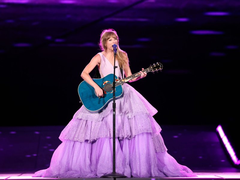 Taylor Swift — July 7 - Kansas City, Missouri — photo 8