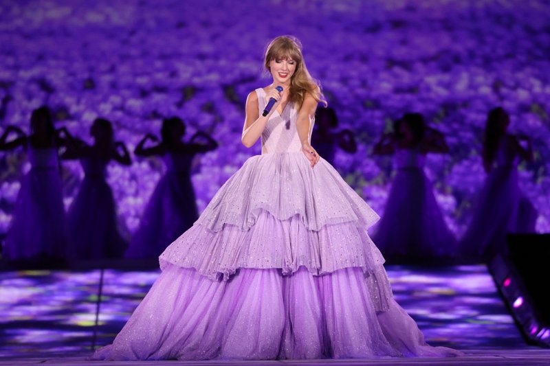 Taylor Swift — July 7 - Kansas City, Missouri — photo 11