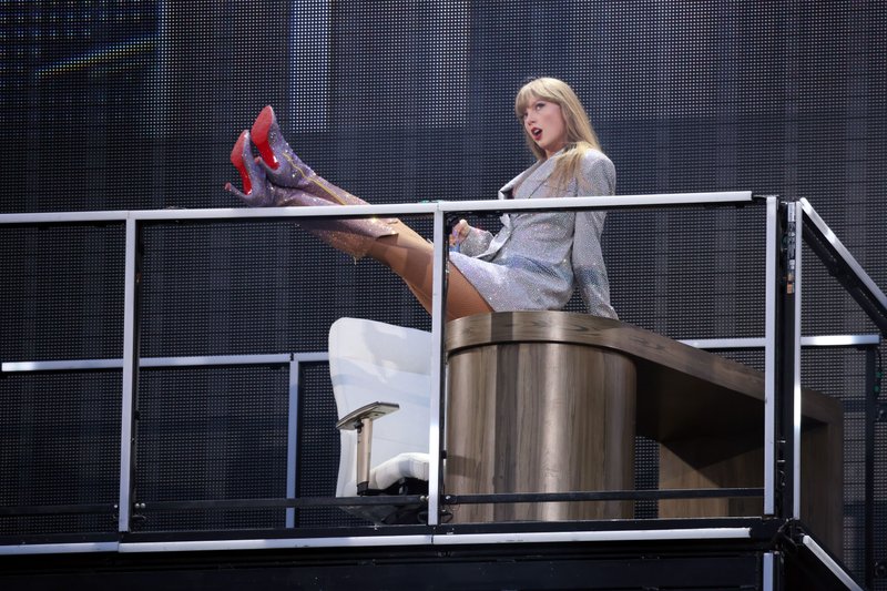 Taylor Swift — July 7 - Kansas City, Missouri — photo 20