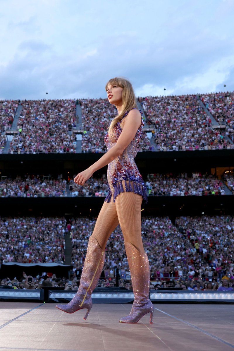 Taylor Swift — July 7 - Kansas City, Missouri — photo 46
