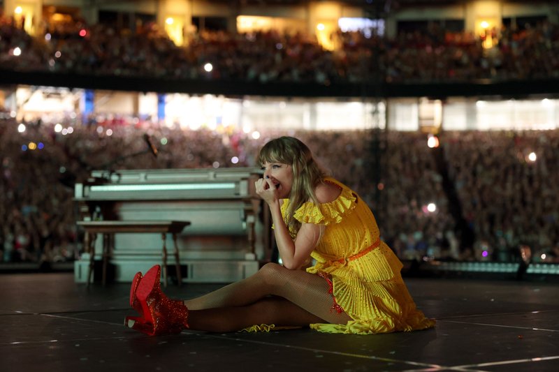 Taylor Swift — July 7 - Kansas City, Missouri — photo 66