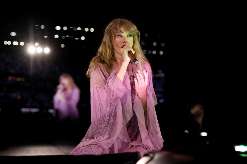 Taylor Swift — July 7 - Kansas City, Missouri — photo 68