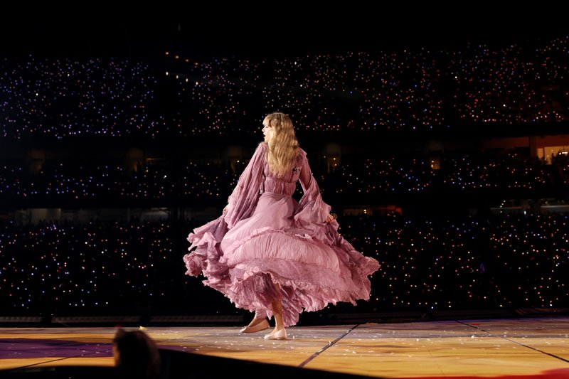 Taylor Swift — July 7 - Kansas City, Missouri — photo 80