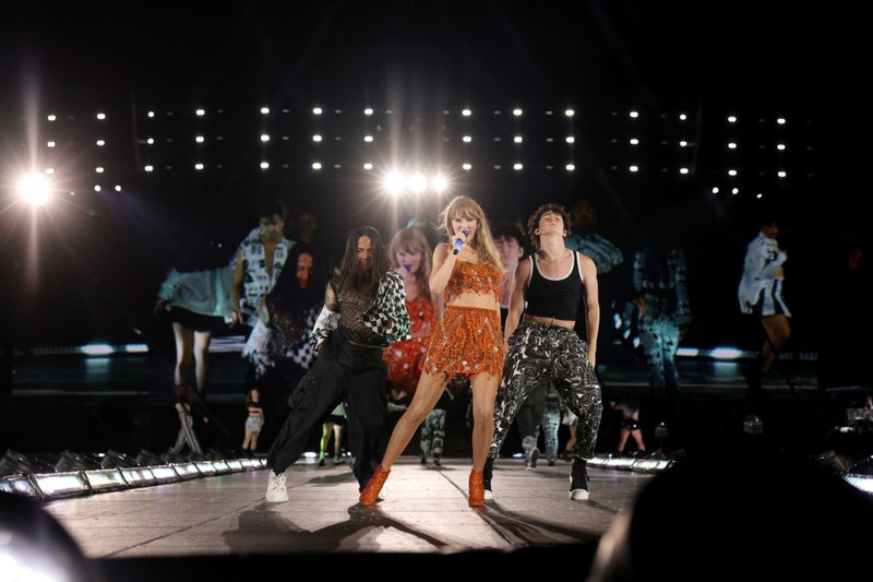 Taylor Swift — July 7 - Kansas City, Missouri — photo 88