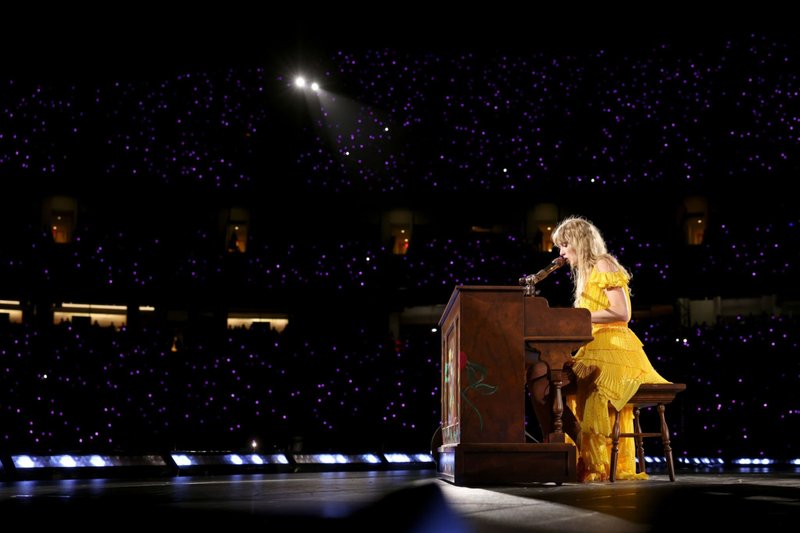 Taylor Swift — July 7 - Kansas City, Missouri — photo 107