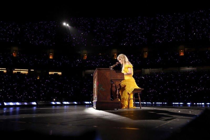 Taylor Swift — July 7 - Kansas City, Missouri — photo 108