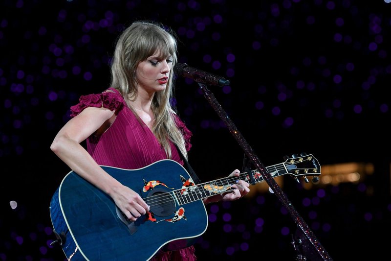 Taylor Swift — July 8 - Kansas City, Missouri — photo 45