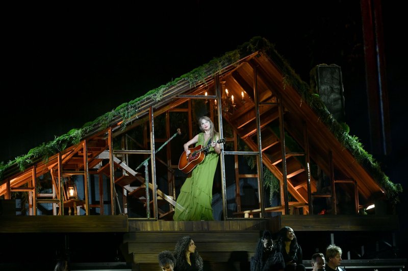 Taylor Swift — July 8 - Kansas City, Missouri — photo 51