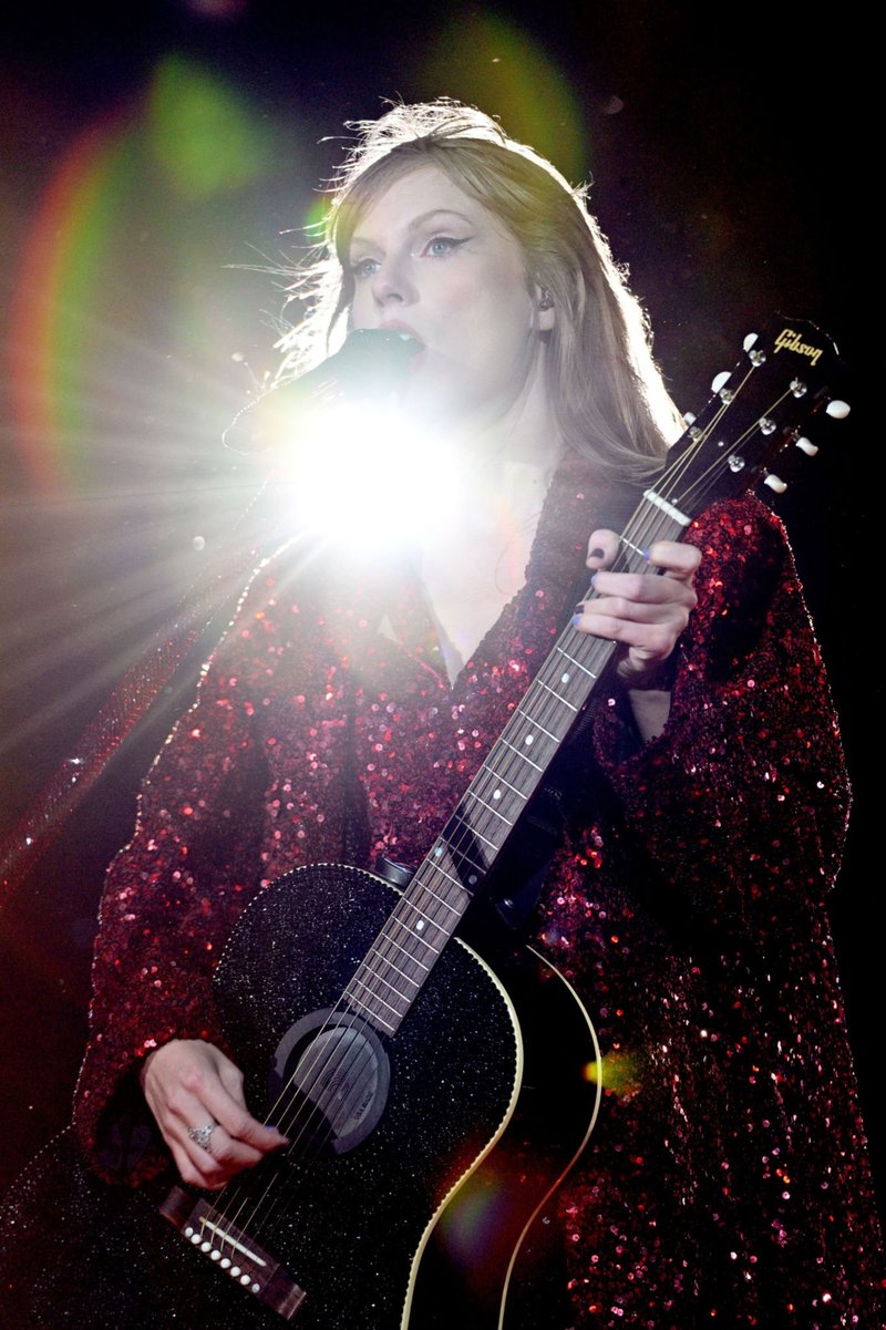 Taylor Swift — July 8 - Kansas City, Missouri — photo 55