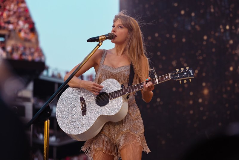 Taylor Swift — June 17 - Pittsburgh, Pennsylvania — photo 2