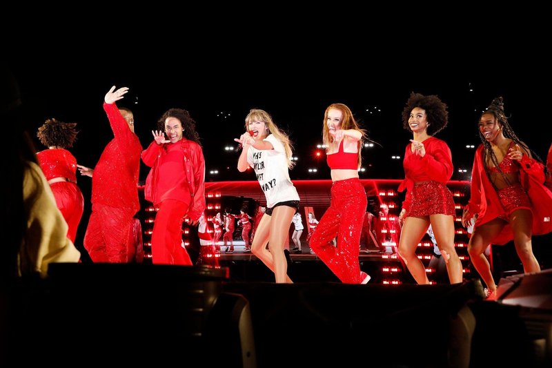 Taylor Swift — June 2 - Chicago, Illinois — photo 28