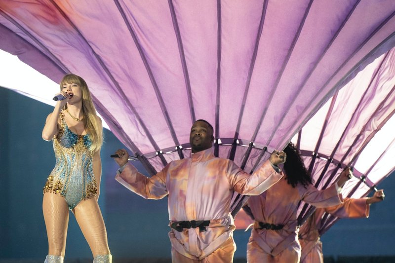 Taylor Swift — June 23 - Minneapolis, Minnesota — photo 12
