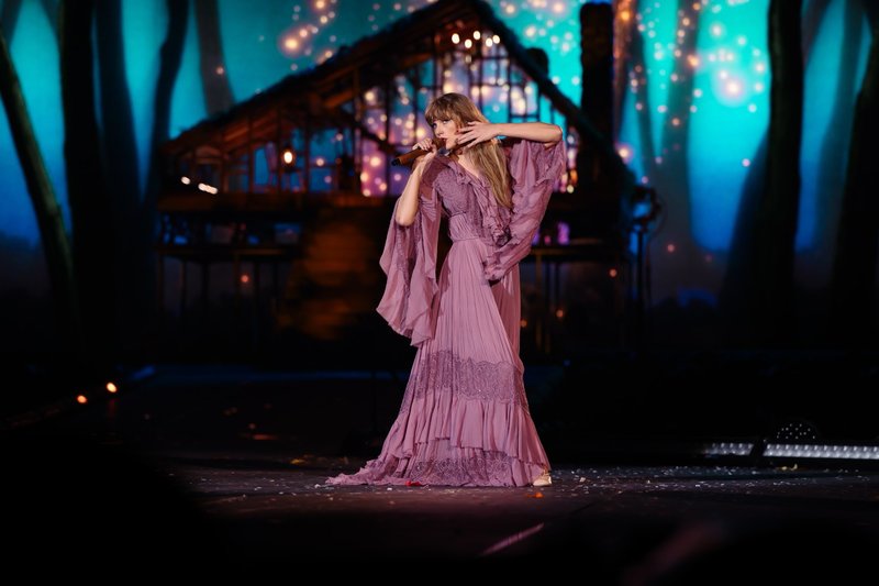 Taylor Swift — June 23 - Minneapolis, Minnesota — photo 11