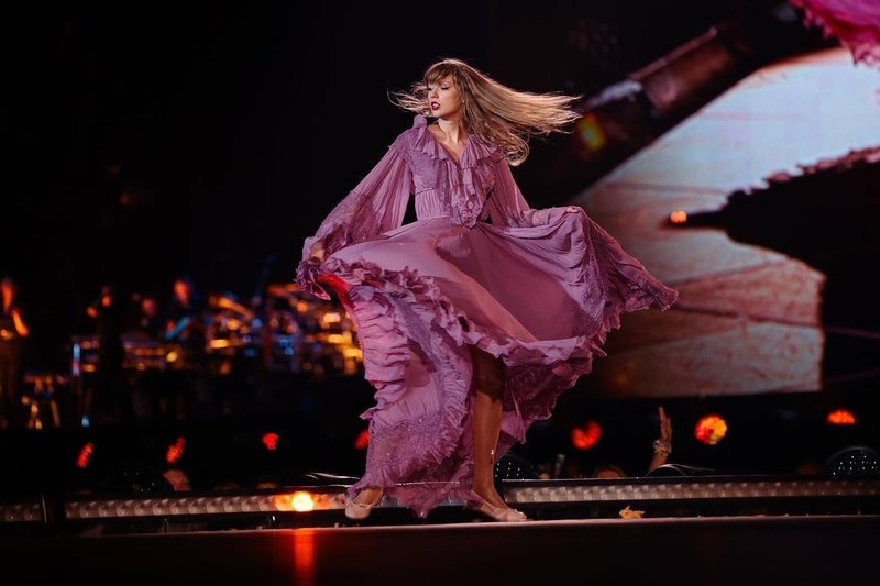 Taylor Swift — June 23 - Minneapolis, Minnesota — photo 13