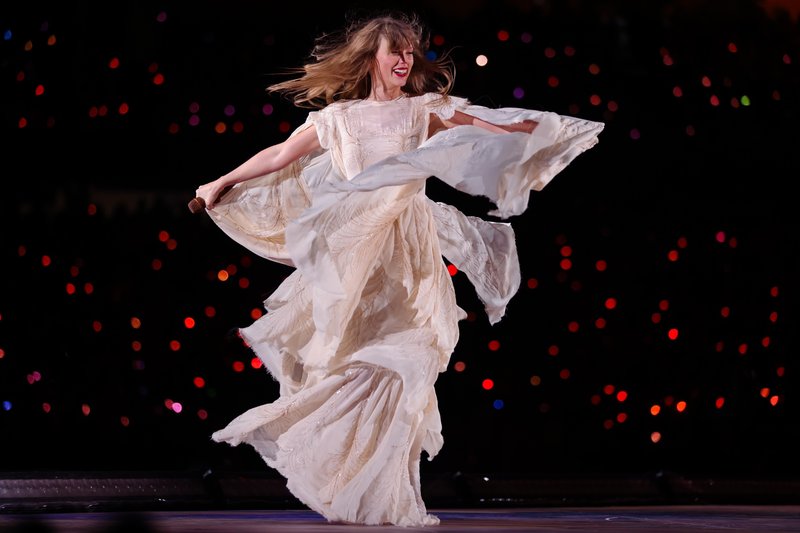 Taylor Swift — June 3 - Chicago, Illinois — photo 4