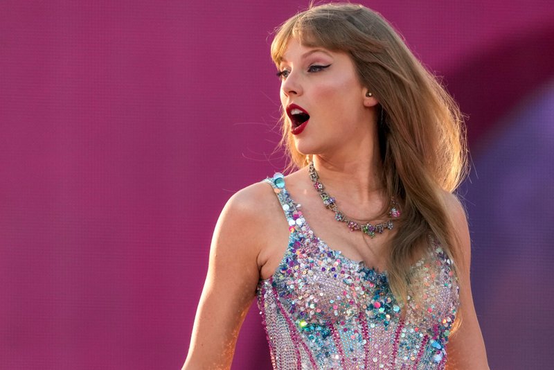 Taylor Swift — June 30 -  Cincinnati, Ohio — photo 22