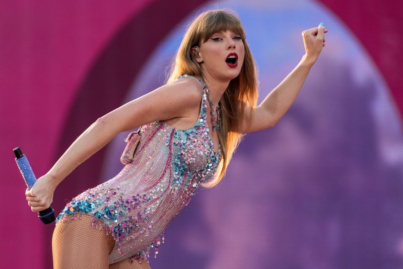 Taylor Swift — June 30 -  Cincinnati, Ohio — photo 26