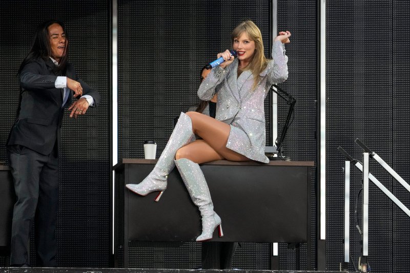 Taylor Swift — June 30 -  Cincinnati, Ohio — photo 41