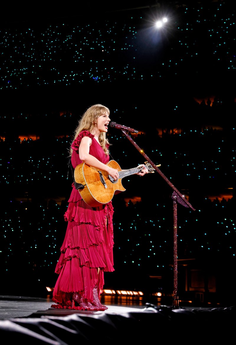 Taylor Swift — June 30 -  Cincinnati, Ohio — photo 66