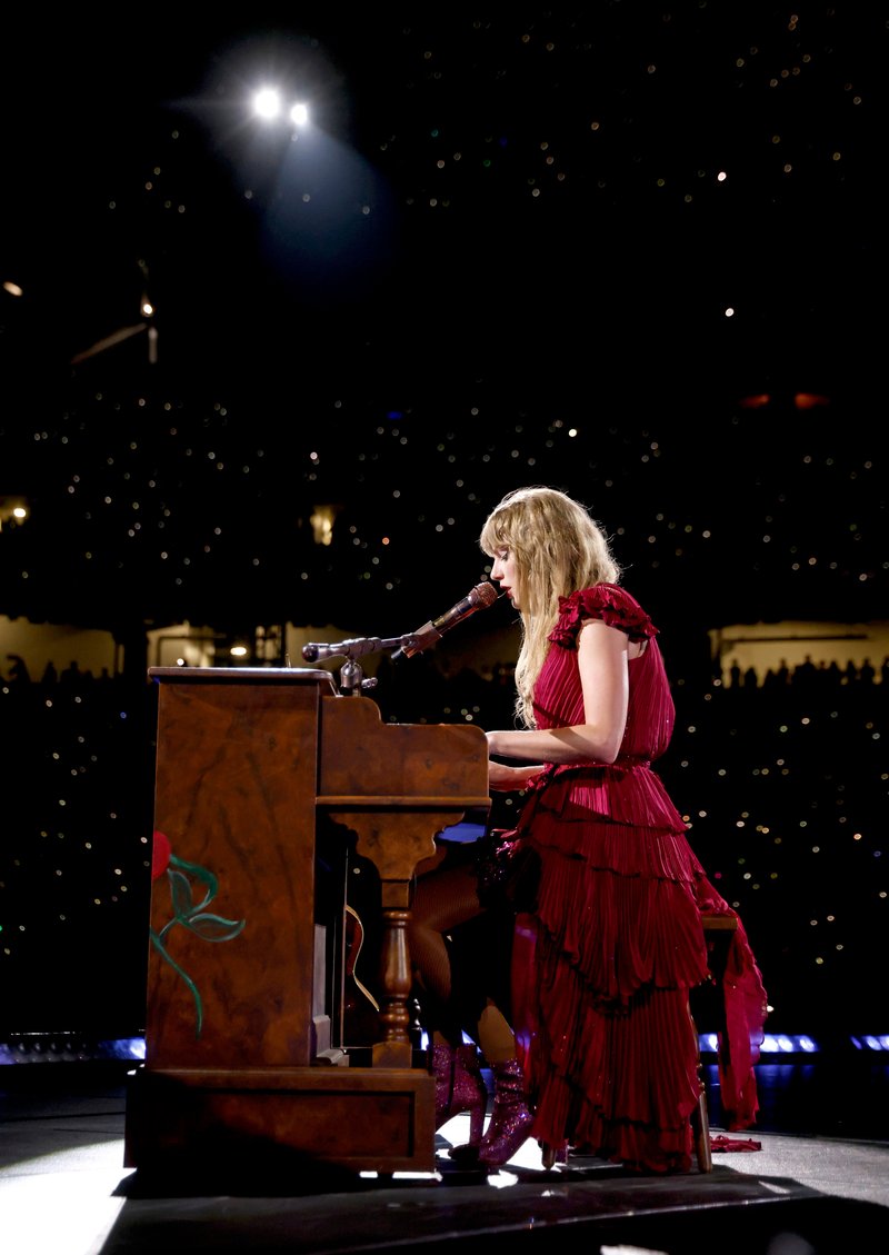 Taylor Swift — June 30 -  Cincinnati, Ohio — photo 68