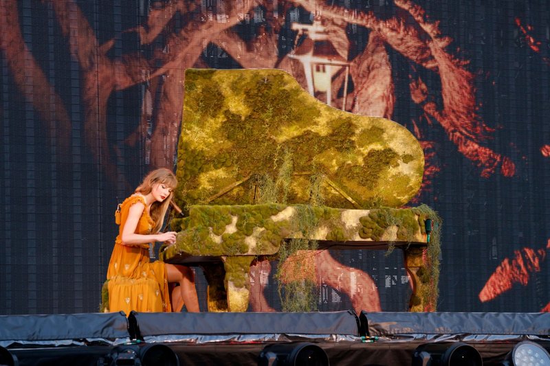 Taylor Swift — June 30 -  Cincinnati, Ohio — photo 81