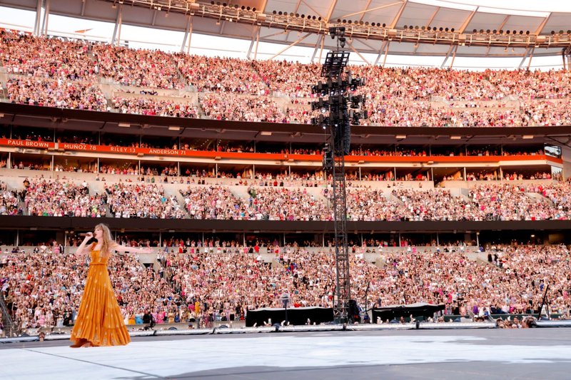 Taylor Swift — June 30 -  Cincinnati, Ohio — photo 89