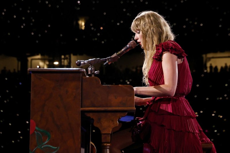 Taylor Swift — June 30 -  Cincinnati, Ohio — photo 109