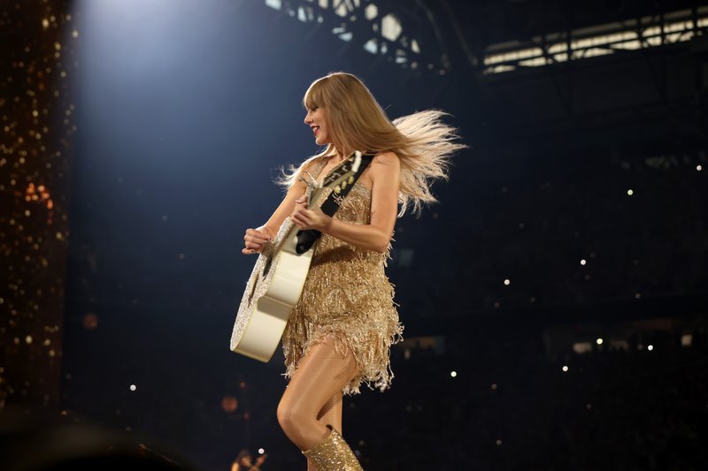Taylor Swift — June 9 - Detroit, Michigan — photo 7