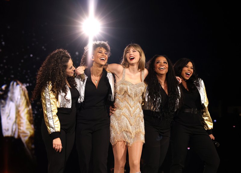 Taylor Swift — March 17 - Glendale, Arizona — photo 81