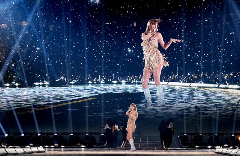 Taylor Swift — March 17 - Glendale, Arizona — photo 113
