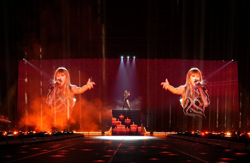 Taylor Swift — March 17 - Glendale, Arizona — photo 121
