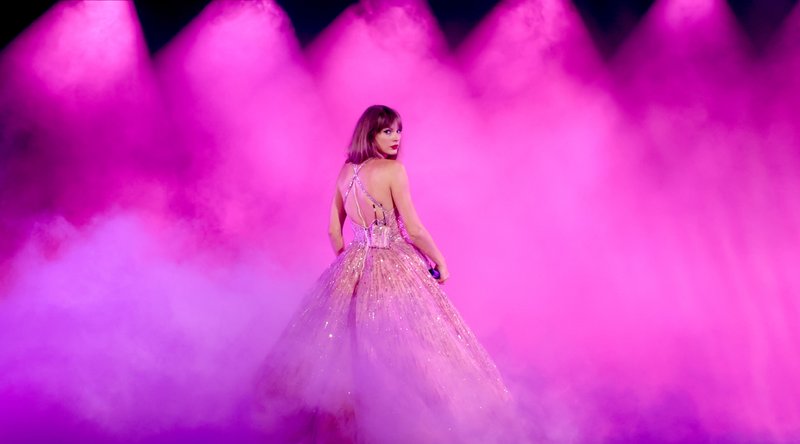 Taylor Swift — March 18 - Glendale, Arizona — photo 8