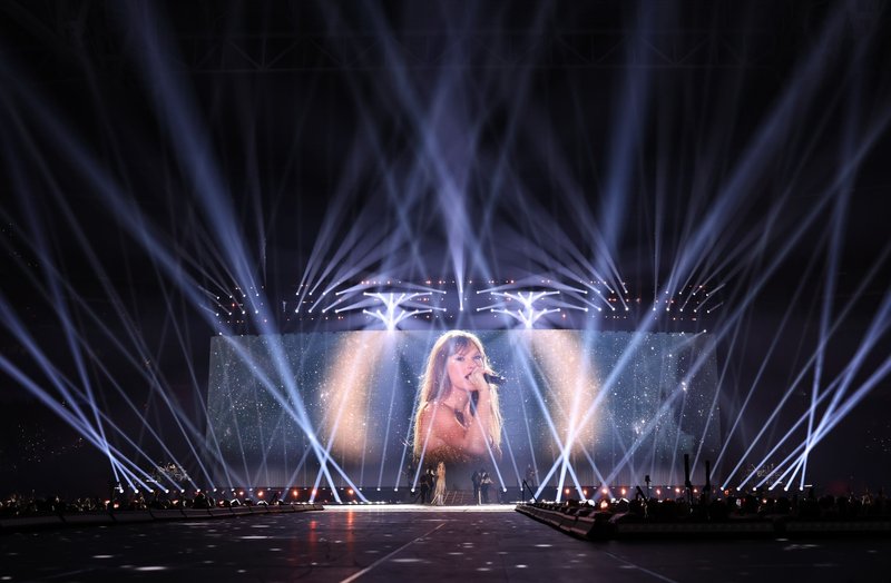 Taylor Swift — March 18 - Glendale, Arizona — photo 20