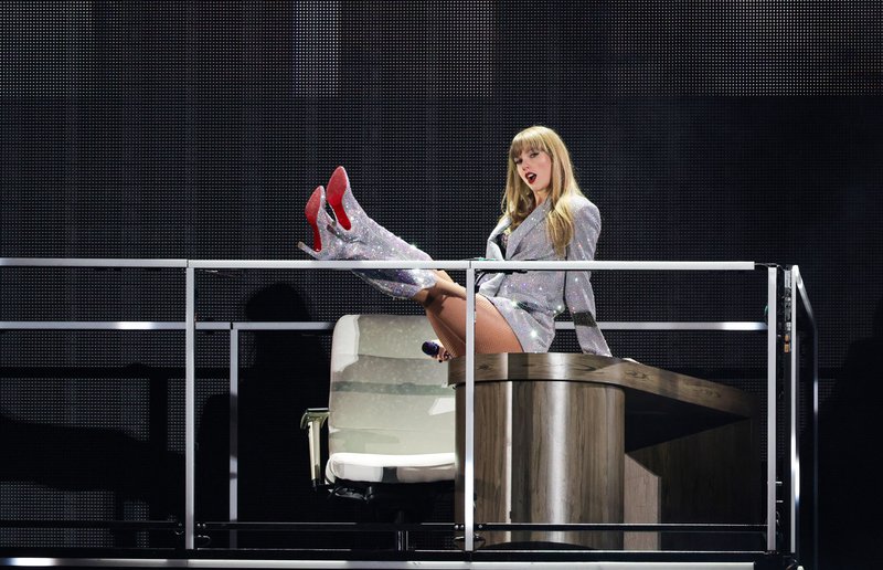 Taylor Swift — March 24 - Las Vegas, Nevada — photo 11
