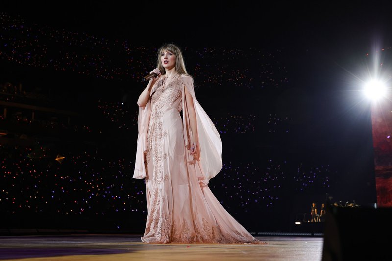 Taylor Swift — March 24 - Las Vegas, Nevada — photo 22