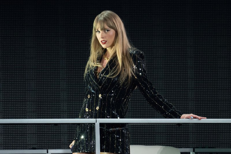 Taylor Swift — March 31 - Arlington, Texas — photo 34
